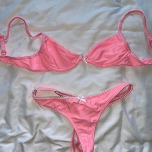 Boutinela bikini (top and bottom)